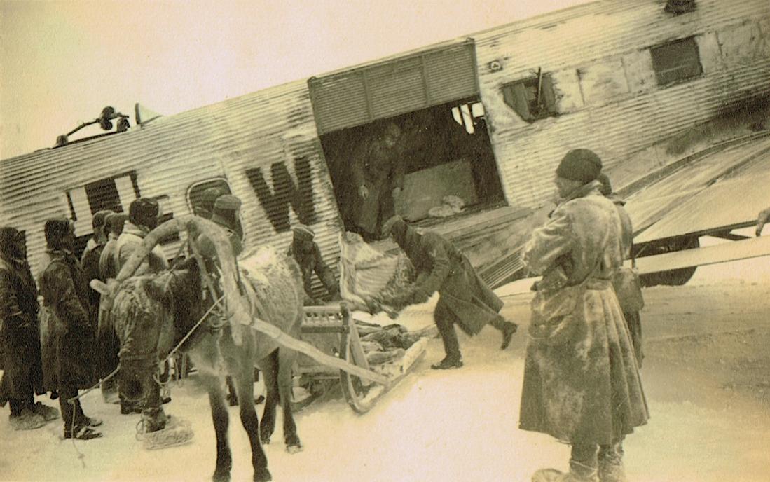 Naam: Foto 477. Barre weersomstandigheden in Rusland bij ontladen van Junkers Ju-52. Arm paardje, kopi.jpg
Bekeken: 929
Grootte: 113,0 KB