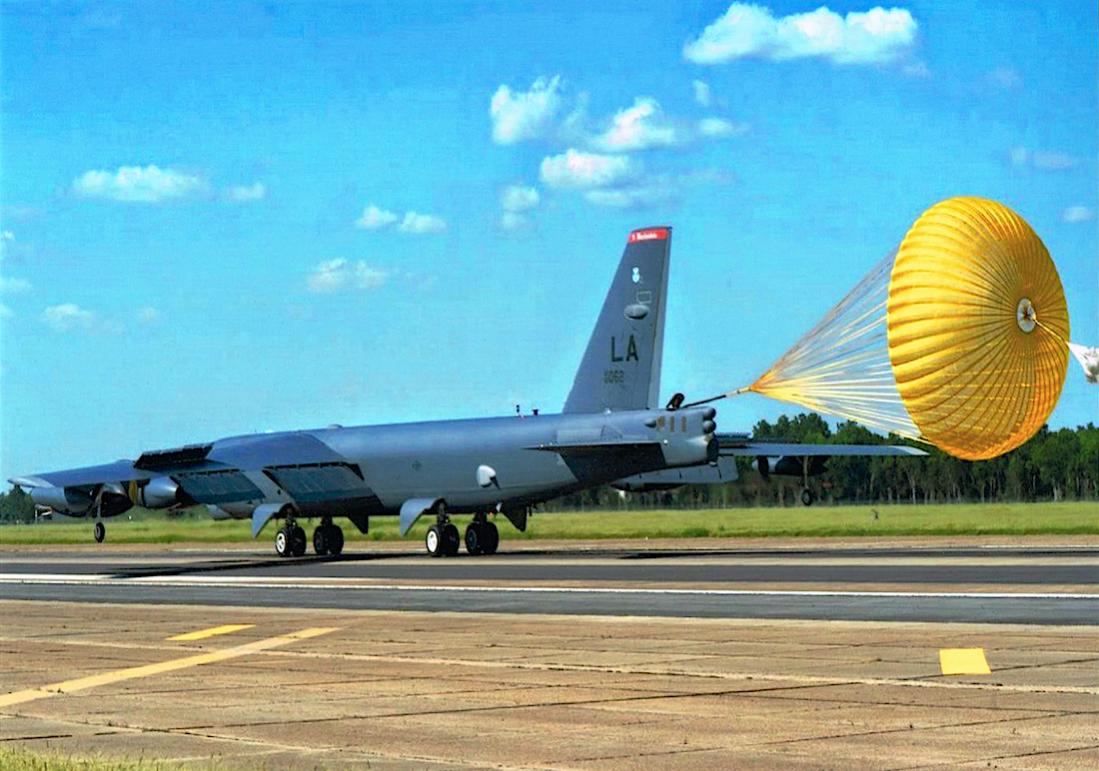 Naam: Foto 599. Boeing B-52H-160-BW Stratofortress named %22Cajun Fear%22. s:n 60-0062. (MSN 464427), .jpg
Bekeken: 573
Grootte: 112,1 KB