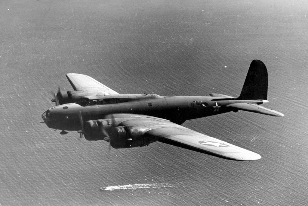 Naam: Boeing_B-17D_in_flight-1024x683.jpg
Bekeken: 666
Grootte: 93,0 KB