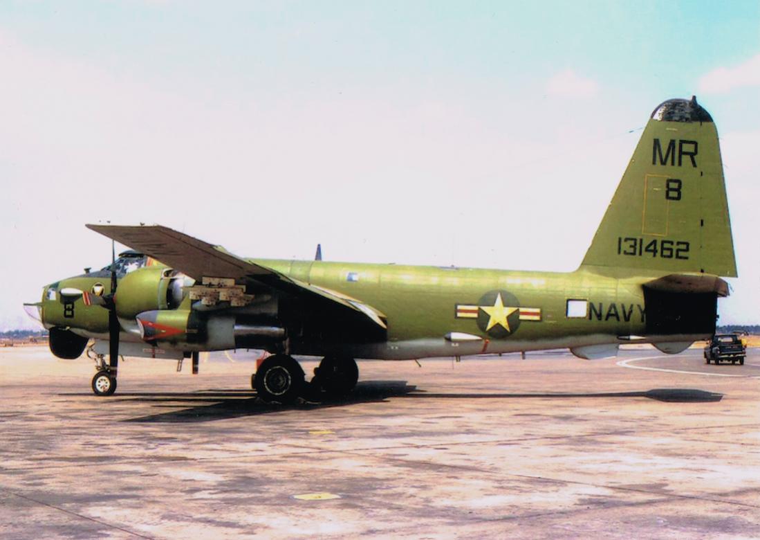 Naam: Foto 608. Lockheed OP-2E Neptune. Conversie van P2V-5, kopie 1100.jpg
Bekeken: 358
Grootte: 79,5 KB