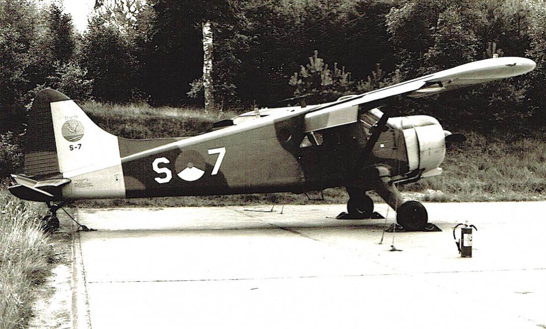 Naam: Foto 154. 'S-7'. De Havilland Canada DHC-2 (mil. U-6A : L-20A) Beaver, kopie 1100.jpg
Bekeken: 1678
Grootte: 130,9 KB