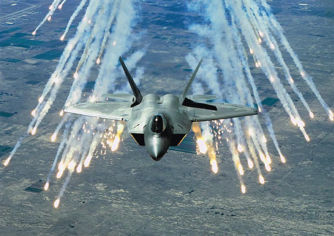 Naam: Foto 620. Lockheed Martin F-22 Raptor, kopie 1100.jpg
Bekeken: 705
Grootte: 140,3 KB