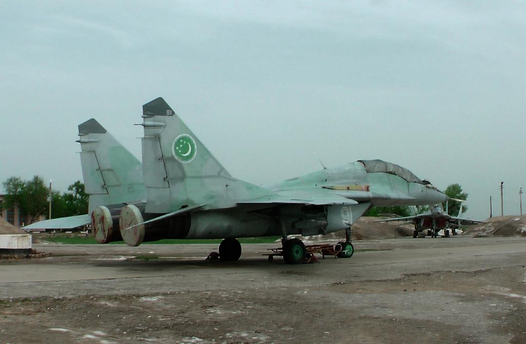 Naam: Mig 29 - Mary, Turkmenistan..jpg
Bekeken: 313
Grootte: 63,9 KB