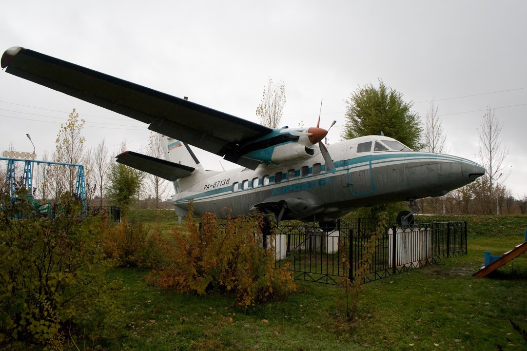 Naam: L-410 , Alexandrov Gay.jpg
Bekeken: 403
Grootte: 196,8 KB