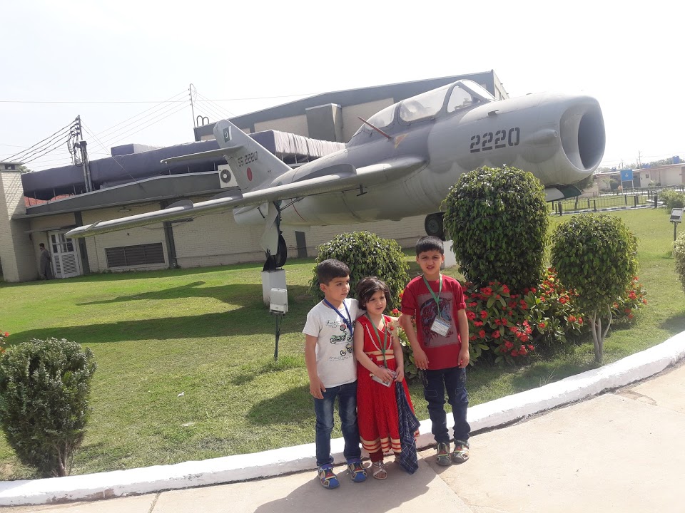 Naam: Mig 17 - Badaber..jpg
Bekeken: 945
Grootte: 184,9 KB