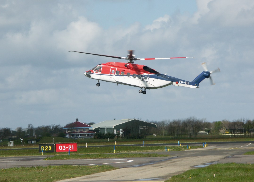 Naam: Sikorsky S-92A PH-EUI.jpg
Bekeken: 776
Grootte: 134,9 KB