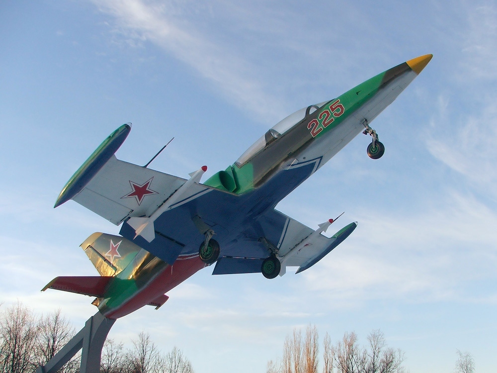 Naam: Aero L39 Albatros - Balashov..jpg
Bekeken: 288
Grootte: 241,7 KB