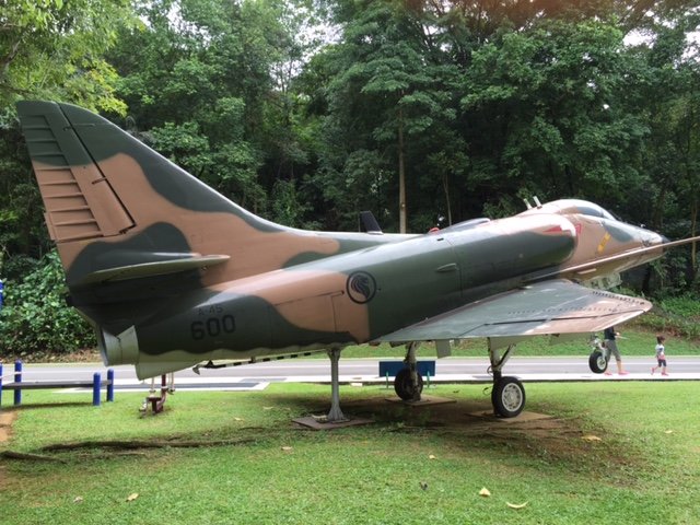 Naam: A-4 , SAFTI Military Institute.jpg
Bekeken: 1255
Grootte: 89,9 KB
