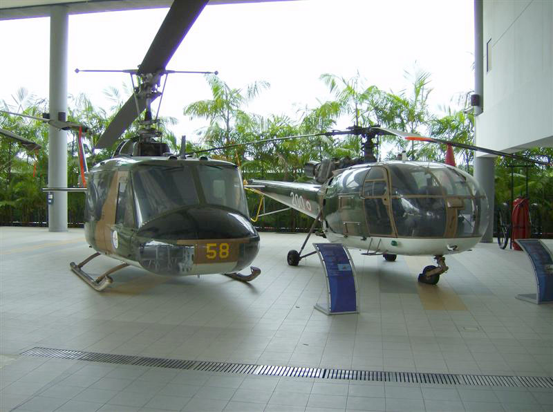Naam: Singapore Air Force Museum at Paya Lebar 4.jpg
Bekeken: 591
Grootte: 128,7 KB