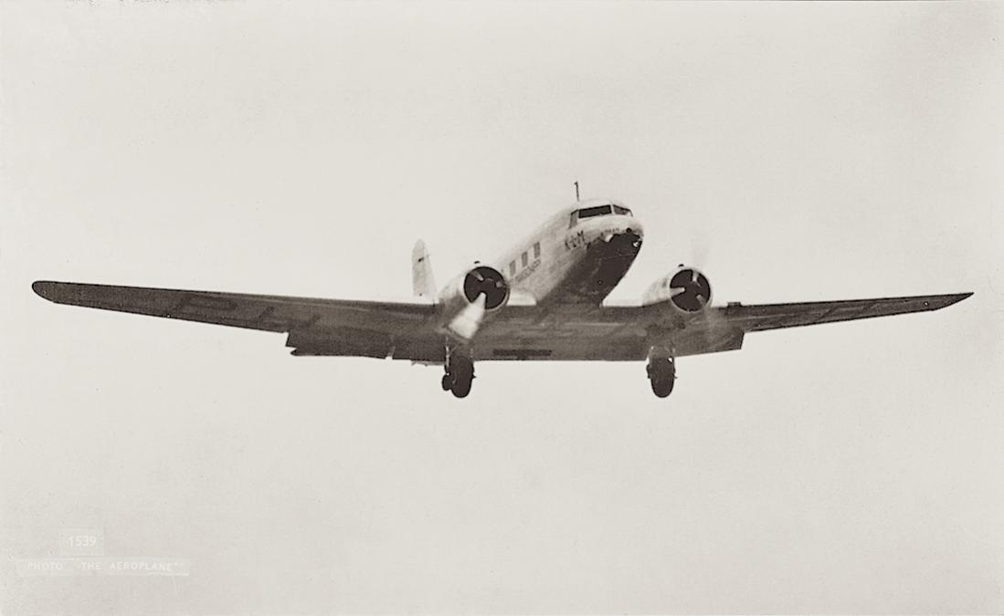 Naam: Kaart 732. PH-AKH 'Haan'. Douglas DC-2.jpg
Bekeken: 1010
Grootte: 36,3 KB