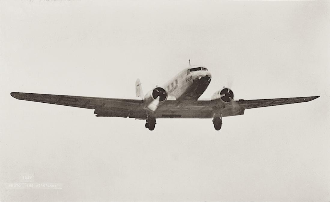 Naam: Kaart 732. PH-AKH 'Haan'. Douglas DC-2.jpg
Bekeken: 1397
Grootte: 36,3 KB