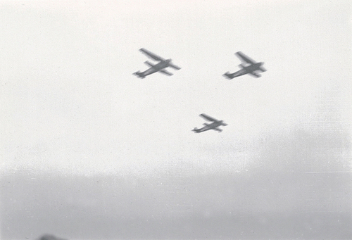 Naam: Foto 19. Tekst bij foto %22Escadrille C5, in actie boven Soesterberg. (18.5.37)%22, 500.jpeg
Bekeken: 1070
Grootte: 182,1 KB