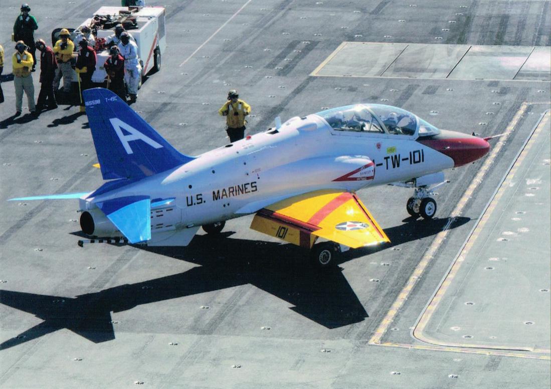 Naam: Foto 638. McDonnell Douglas (nu Boeing) T-45 Goshawk. Gemodificeerde versie van de BAE Hawk.jpg
Bekeken: 445
Grootte: 120,2 KB