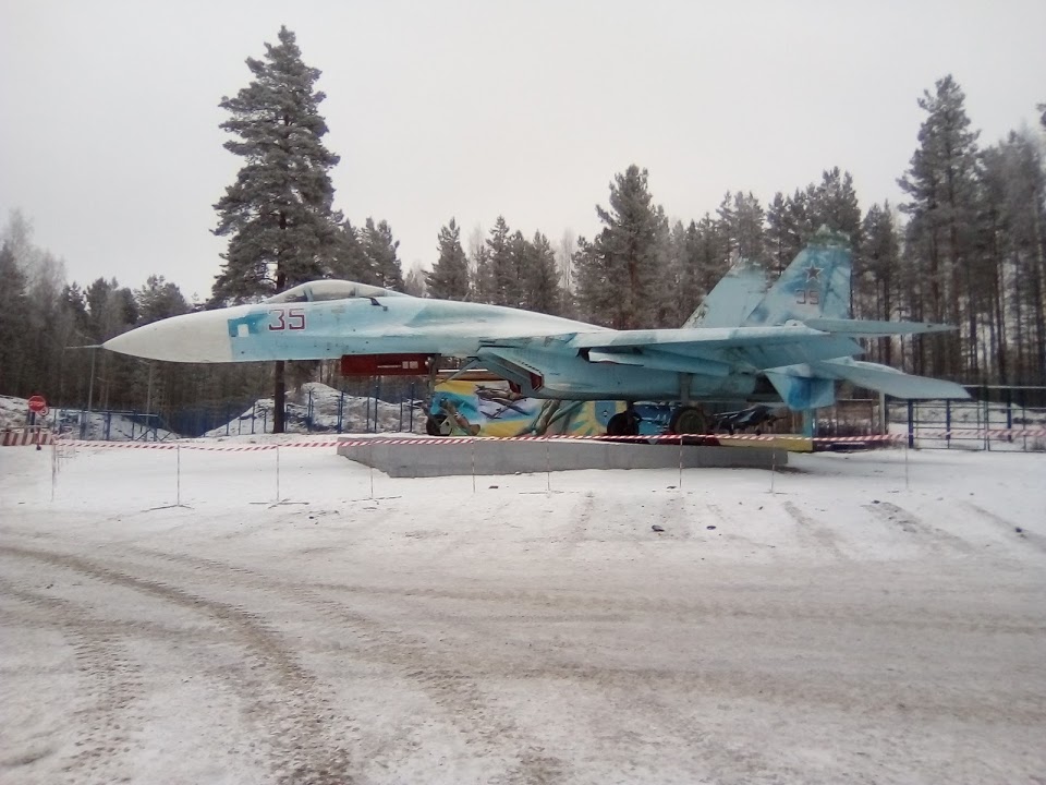 Naam: Mig 29 - Chalna..jpg
Bekeken: 383
Grootte: 129,5 KB