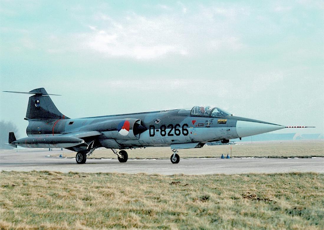 Naam: Foto 164. 'D-8266'. Lockheed F-104G Starfighter.jpg
Bekeken: 1430
Grootte: 106,2 KB