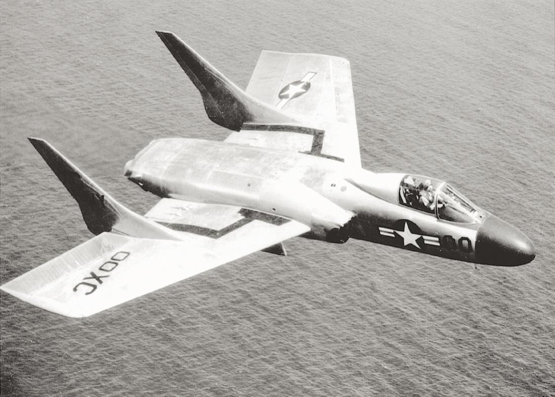 Naam: Foto 645. Chance Vought F7U-3 Cutlass in 1953.jpg
Bekeken: 1337
Grootte: 126,0 KB