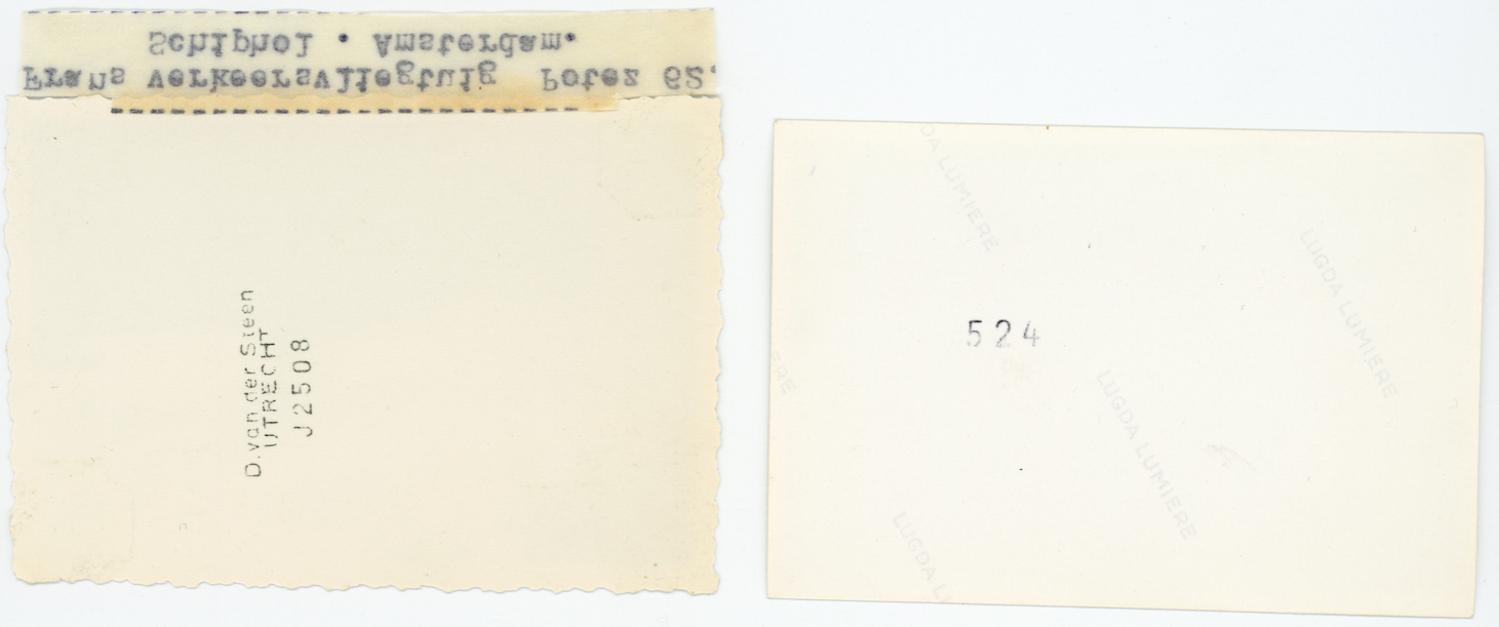 Naam: Foto 45 en 45a (3), az.jpg
Bekeken: 651
Grootte: 37,9 KB