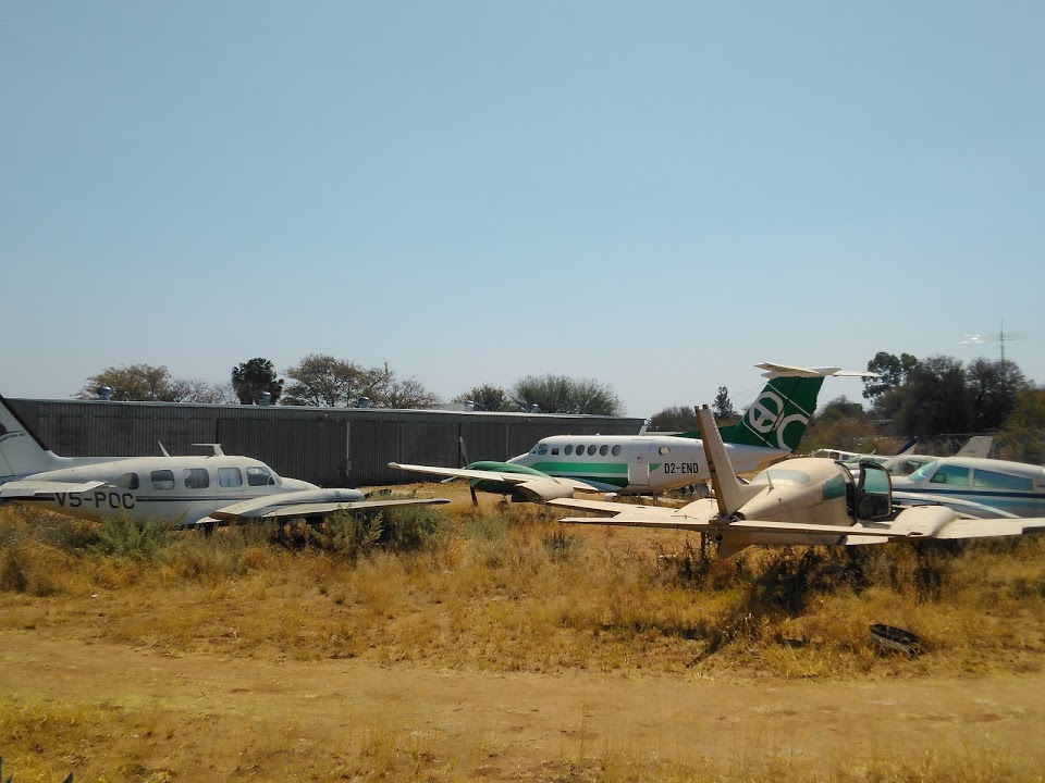 Naam: Windhoek Eros, Namibia..jpg
Bekeken: 1055
Grootte: 130,0 KB