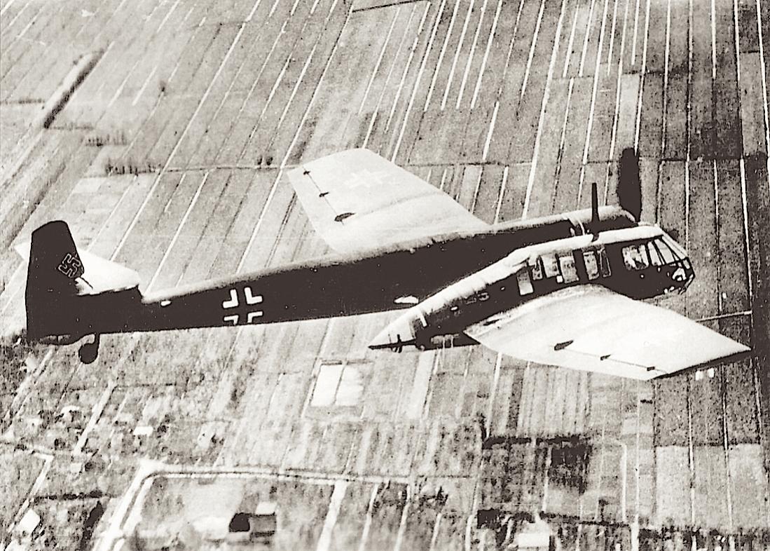 Naam: Foto 500. Blohm und Voss Bv 141 -2.jpg
Bekeken: 1373
Grootte: 185,4 KB