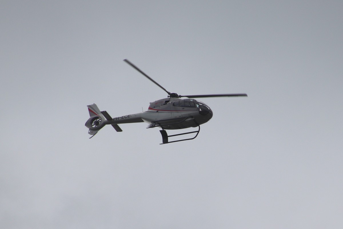 Naam: 2019-08-13, Eurocopter EC120B Colibri PH-ECE.jpg
Bekeken: 1190
Grootte: 60,8 KB