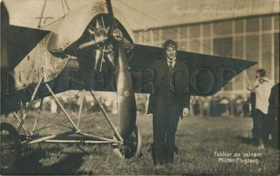 Naam: Johannisthal Air Field Anthony Fokker at his military airplane. Vraagprijs US$ 329,99.jpg
Bekeken: 915
Grootte: 415,2 KB