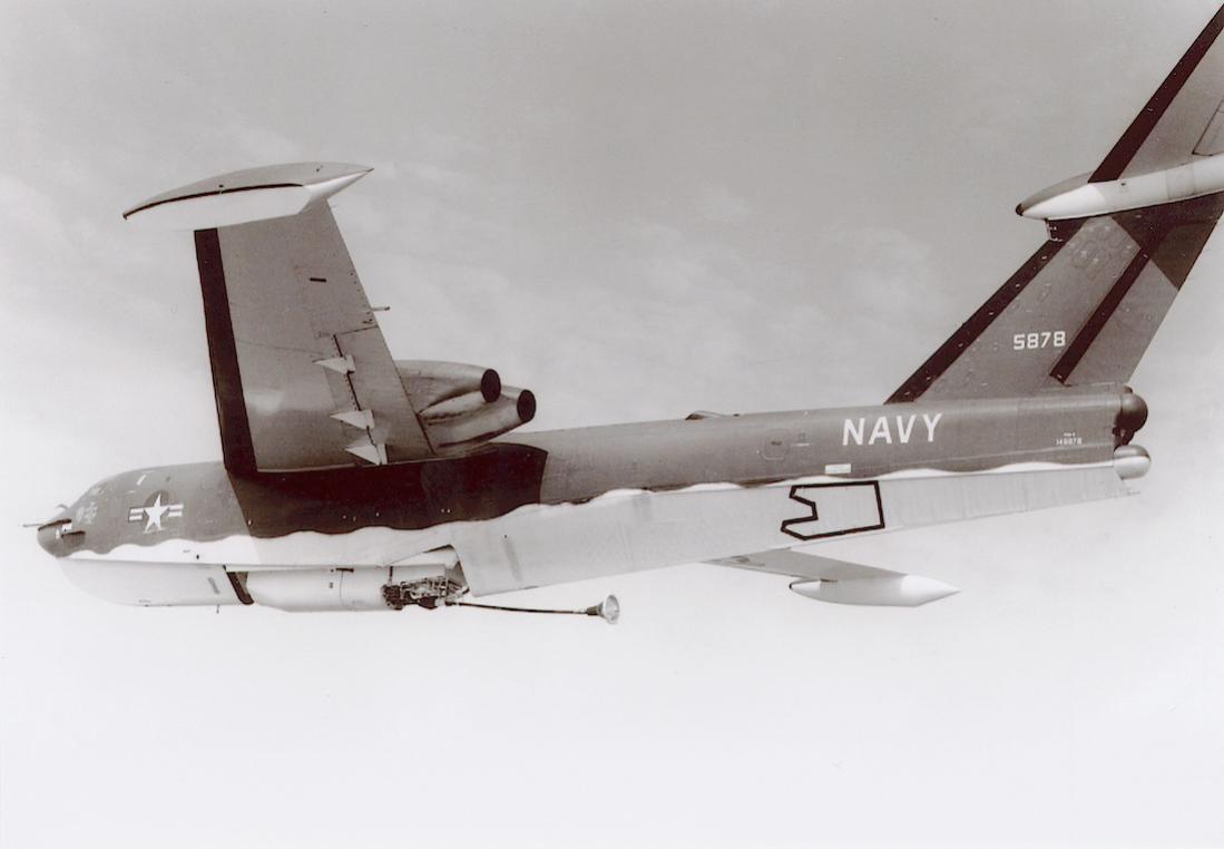 Naam: Foto 669. Martin P6M-2 Seamaster (BuNo 145878. 5878. MSN P-9). 4x Pratt & Whiney J-75 turbojet e.jpg
Bekeken: 1005
Grootte: 49,1 KB
