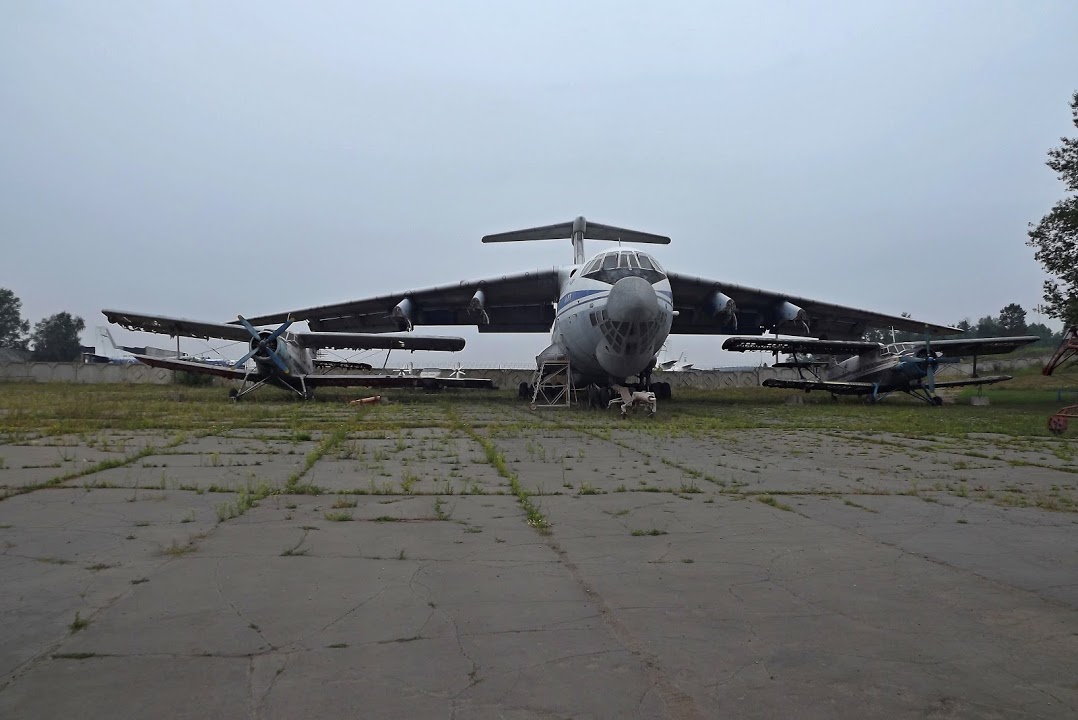 Naam: Il 76 + 2 An 2's - Irkutsk..jpg
Bekeken: 539
Grootte: 109,2 KB