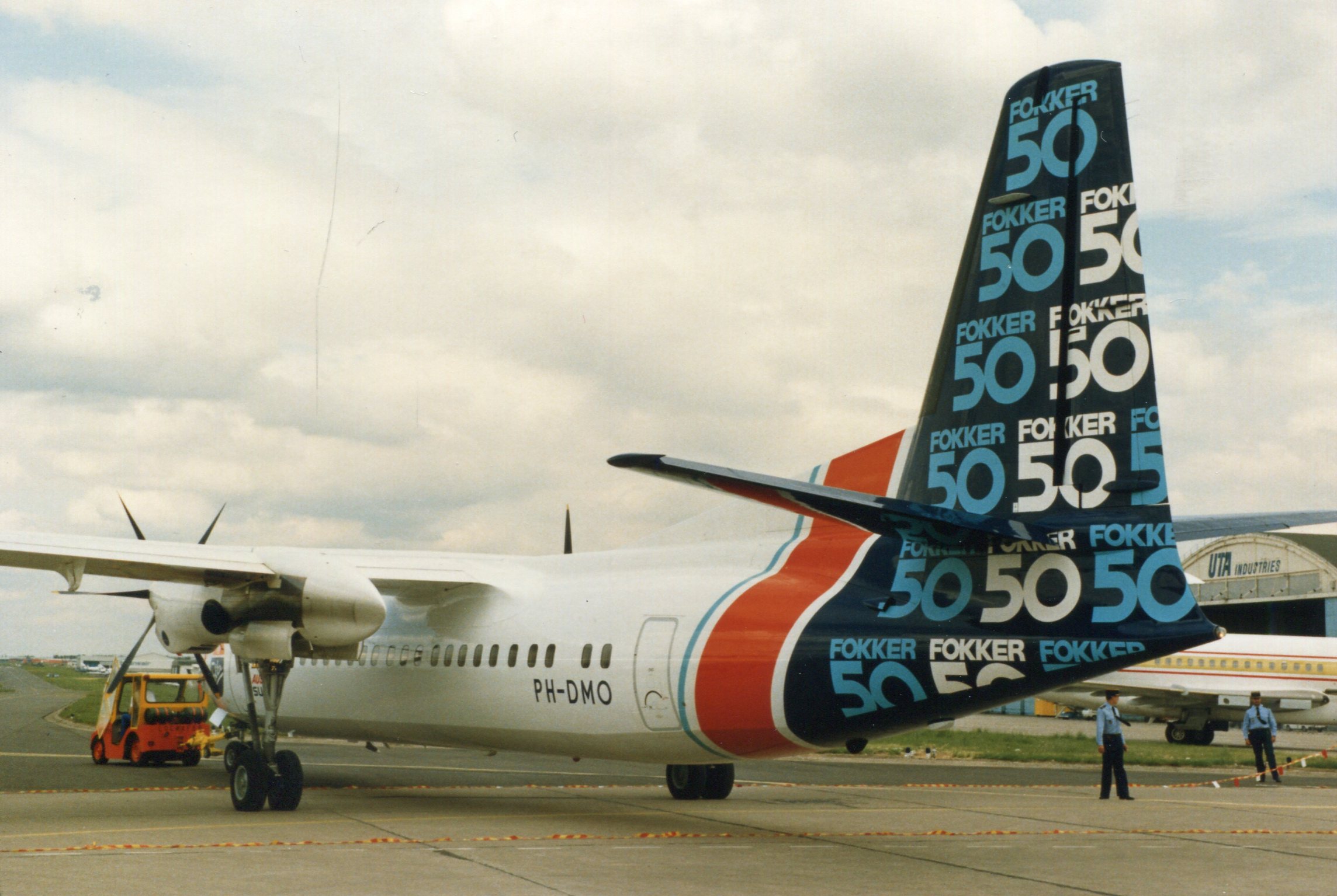 Naam: Fokker 50  juni 1987 (3).jpg
Bekeken: 1547
Grootte: 411,2 KB