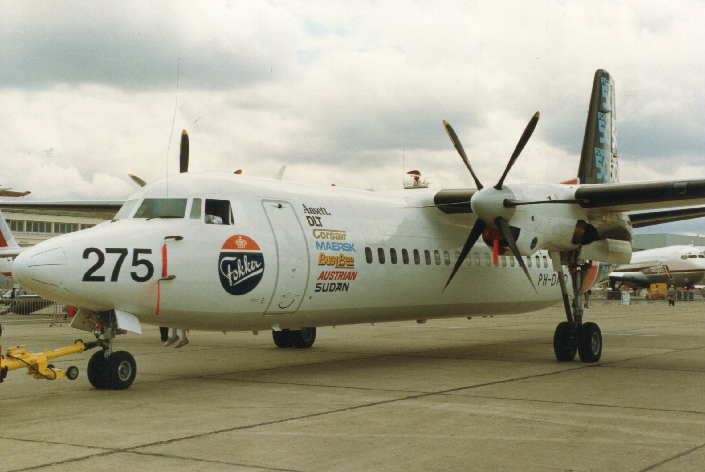 Naam: Fokker 50  juni 1987 (4).jpg
Bekeken: 1509
Grootte: 412,9 KB
