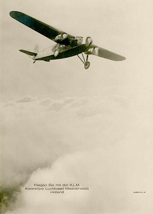 Naam: Kaart 756. Duitse reclame KLM. 900 hoog.jpg
Bekeken: 954
Grootte: 40,1 KB
