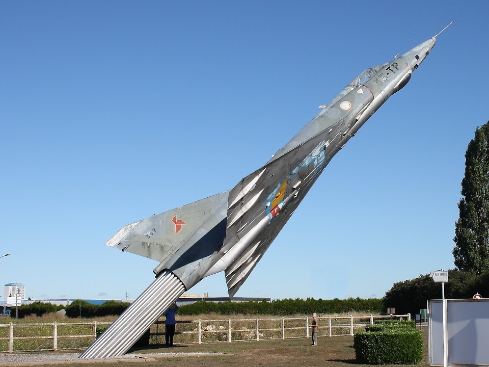 Naam: Mirage 3 , Chteaudun..jpg
Bekeken: 515
Grootte: 130,0 KB