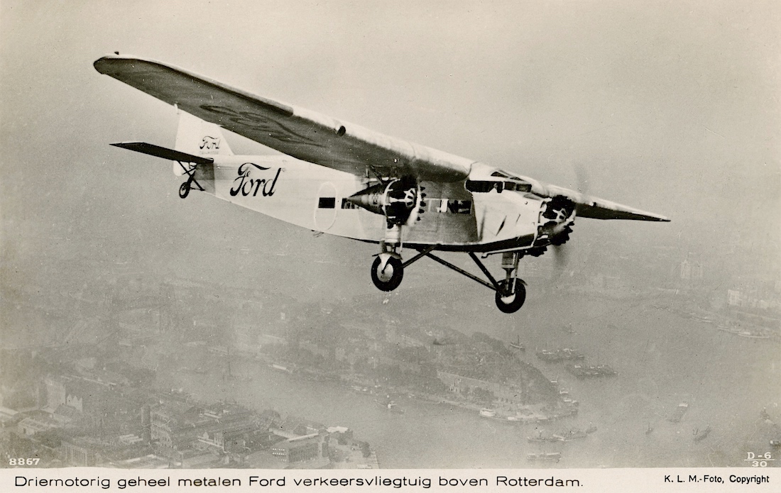 Naam: Kaart 758. Ford 5-AT-C boven Rotterdam. 1100 breed.jpg
Bekeken: 897
Grootte: 309,4 KB