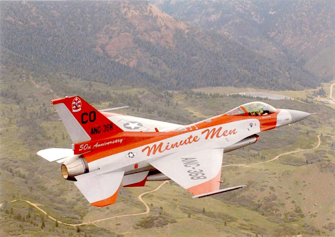 Naam: Foto 689. Fighting Falcon van de 140th Wing Colorado Air National Guard. Beschildering ter vieri.jpg
Bekeken: 788
Grootte: 116,5 KB