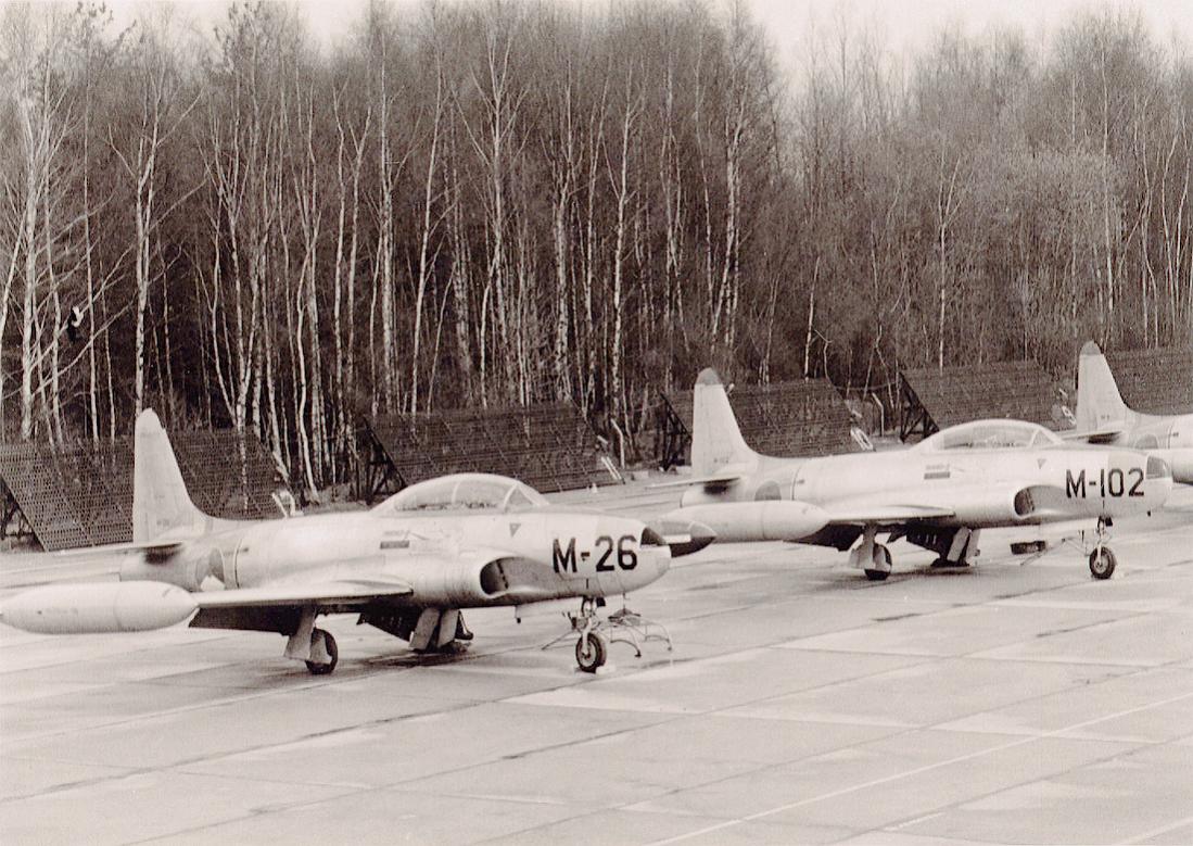 Naam: Foto 192. 2x Lockheed T-33A.jpg
Bekeken: 1381
Grootte: 155,7 KB