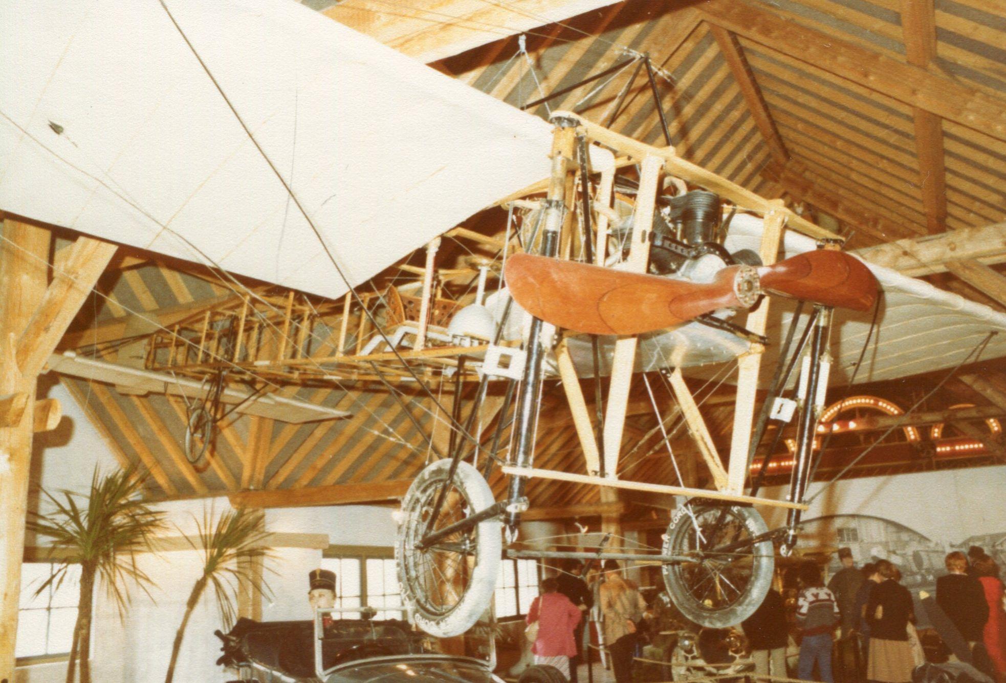 Naam: Bleriot replica , Autotron 1978+.jpg
Bekeken: 636
Grootte: 353,1 KB