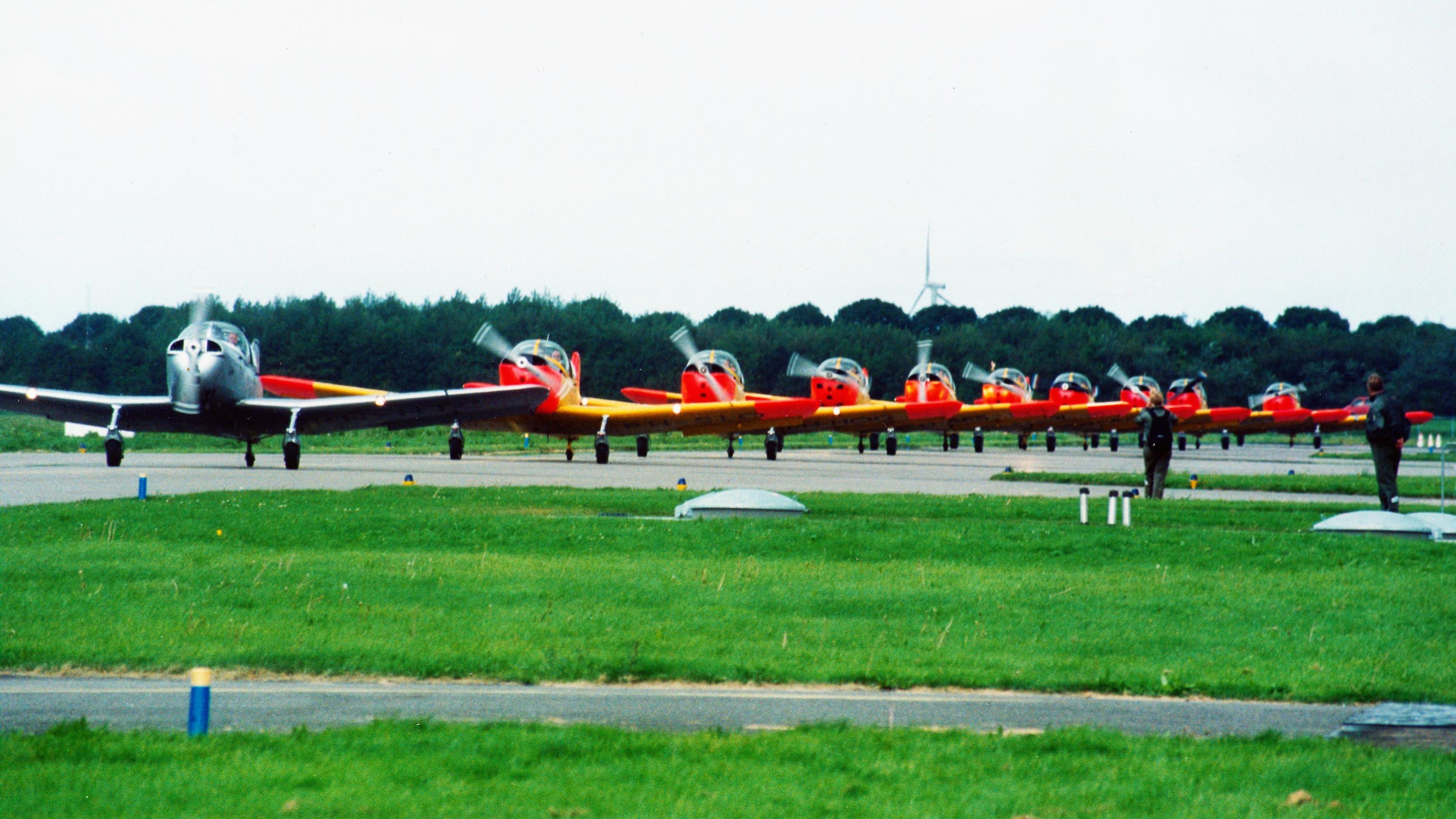 Naam: Fokker S.11 10x 1991 Lelystad.jpg
Bekeken: 1279
Grootte: 508,3 KB