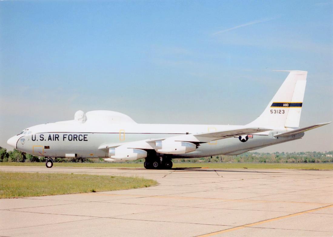 Naam: Foto 691. Boeing NKC-135. 1100 breed.jpg
Bekeken: 707
Grootte: 65,0 KB