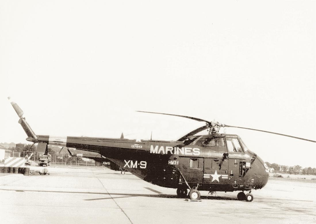Naam: Foto 693. 137843. Sikorsky  HRS-3 (als afgebeeld), redesigned CH-19E in 1962. 1100 breed.jpg
Bekeken: 846
Grootte: 65,0 KB