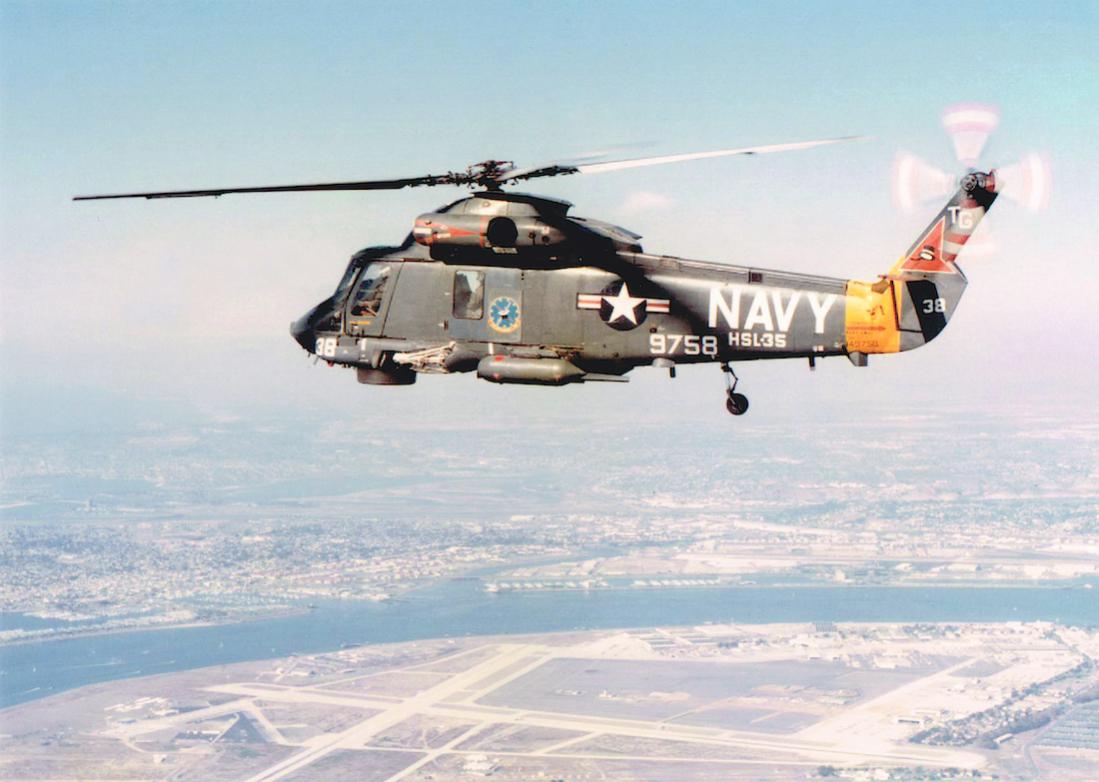 Naam: Foto 696. Kaman UH-2A Seasprite. Designation changed to SH-2F. Converted to UH-2C. 1100 breed.jpg
Bekeken: 590
Grootte: 85,0 KB