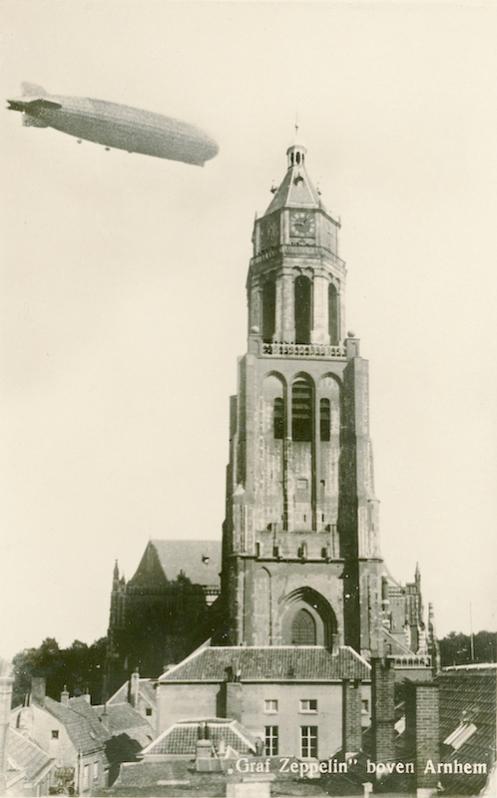 Naam: Kaart 784. Graf Zeppelin boven Arnhem.jpg
Bekeken: 876
Grootte: 39,5 KB