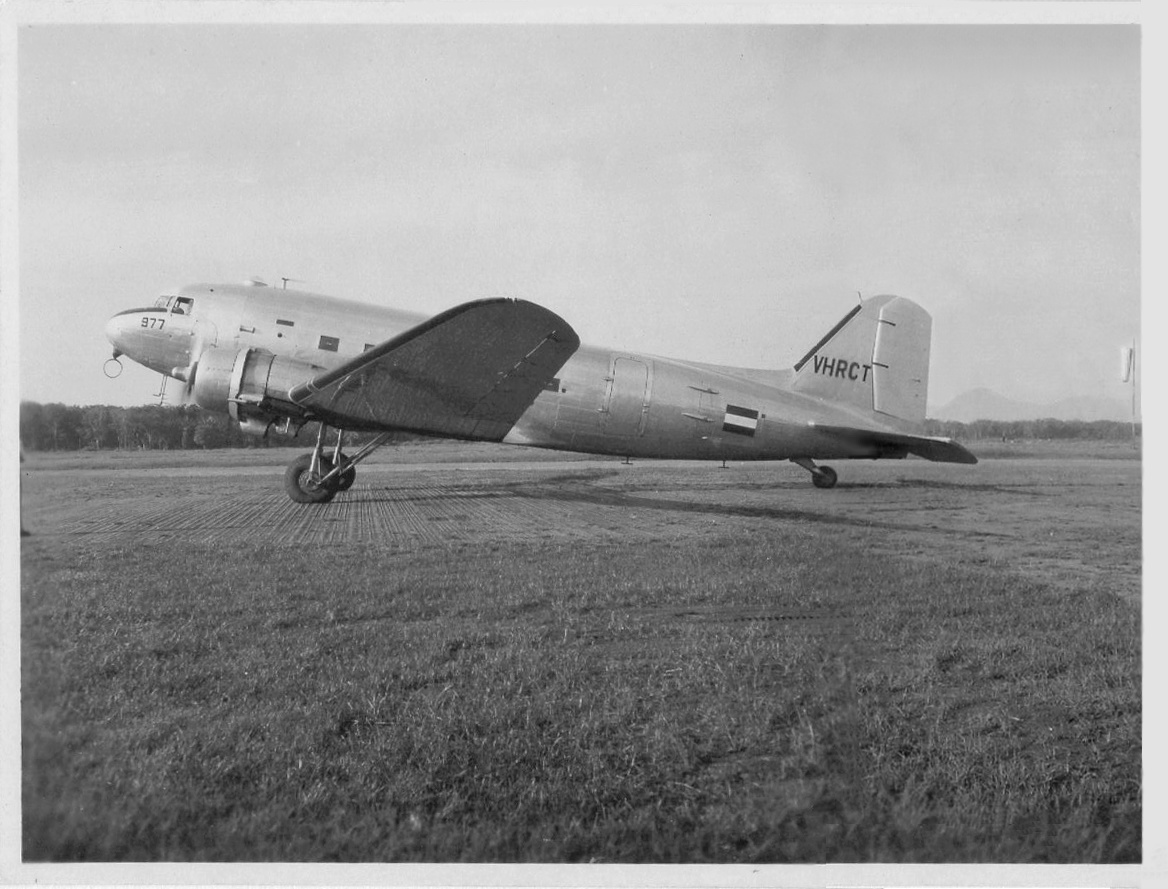 Naam: c47-977 bij 122sqd medan47.jpg
Bekeken: 762
Grootte: 286,6 KB