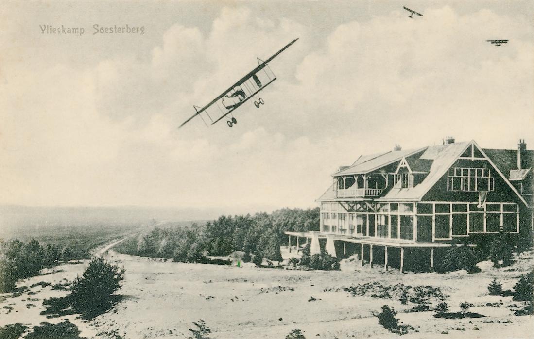 Naam: Kaart 789. Vliegkamp Soesterberg. 1100 breed.jpg
Bekeken: 988
Grootte: 107,7 KB