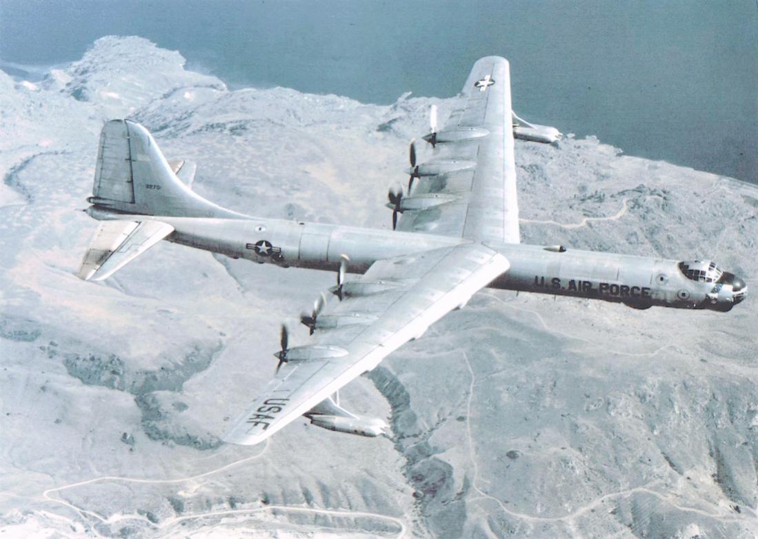 Naam: Foto 718. Convair B-36 Peacemaker. 1100 breed.jpg
Bekeken: 995
Grootte: 102,6 KB