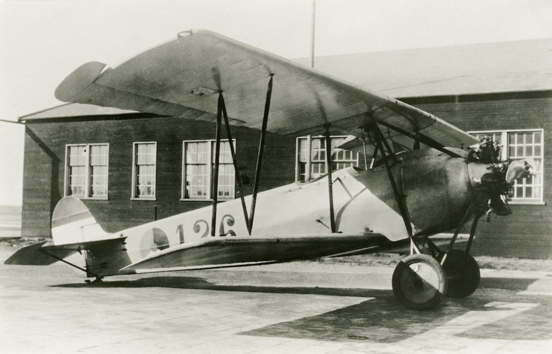 Naam: Foto 111. '126'. Fokker S.IV van de 2e serie. 1100 breed.jpg
Bekeken: 1334
Grootte: 92,7 KB