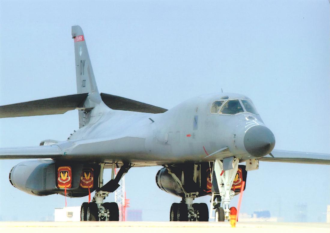 Naam: Foto 725. Rockwell B-1B Lancer, nickname %22the Bone%22. 1100 breed.jpg
Bekeken: 694
Grootte: 65,9 KB