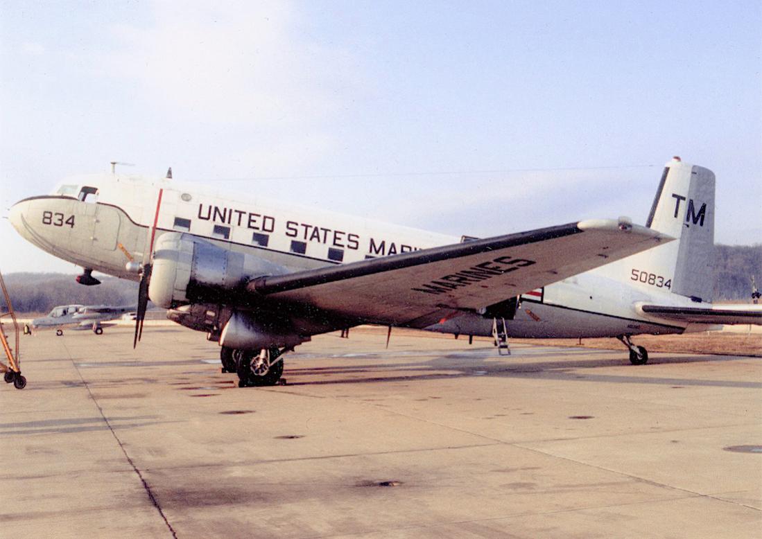 Naam: Foto 738. Douglas R4D-6 (ook wel Super Dakota genoemd). Navy equivalent of C-47B-DK. 1100 breed.jpg
Bekeken: 1031
Grootte: 90,9 KB