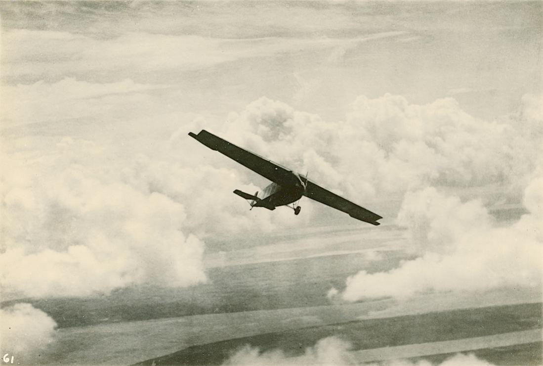 Naam: Foto 322. Fokker F.III. 1100 breed.jpg
Bekeken: 844
Grootte: 68,6 KB