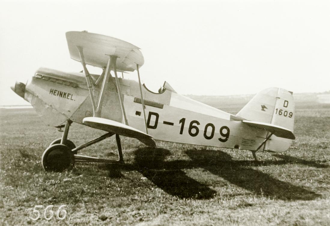 Naam: Foto 470. 'D-1609'. Heinkel HD 38. 1100 breed.jpg
Bekeken: 2027
Grootte: 96,7 KB
