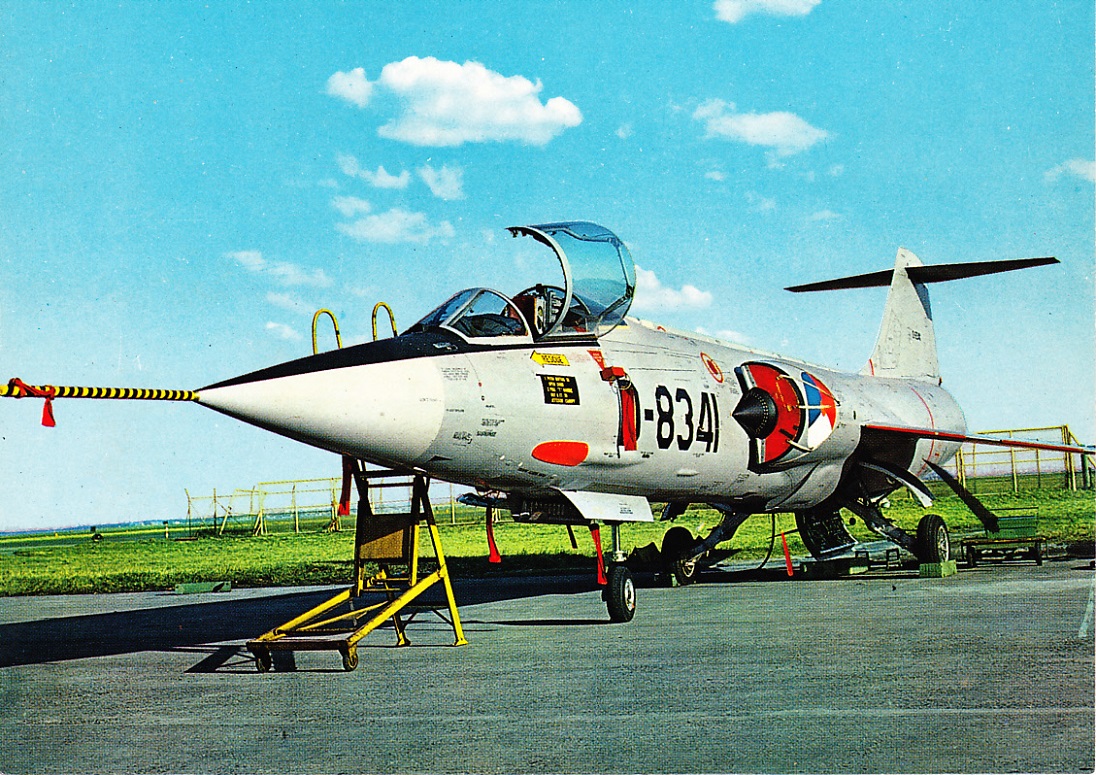 Naam: F-104G D-8341 (kaart #8).jpg
Bekeken: 1273
Grootte: 436,9 KB