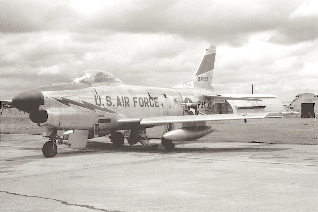 Naam: Foto 748. Sabre F-86D. 1100 breed.jpg
Bekeken: 350
Grootte: 83,3 KB
